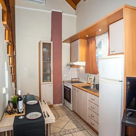 Apartment Ira