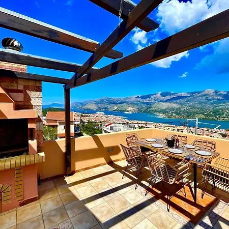 Ira Apartament