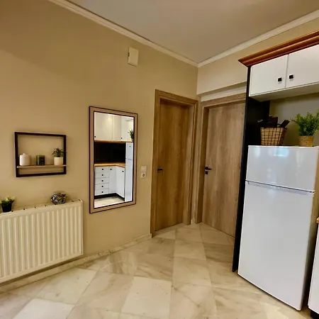 Ira Apartment
